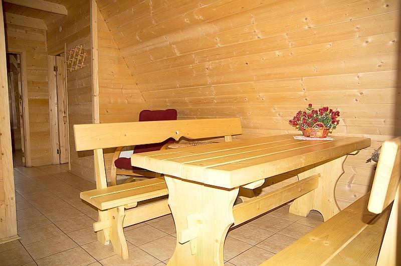 Hacjenda - Apartamenty I Pokoje Goscinne Czarna Gora Room photo