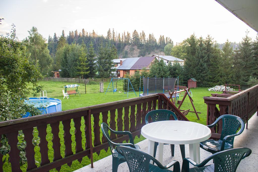 Hacjenda - Apartamenty I Pokoje Goscinne Czarna Gora Exterior photo
